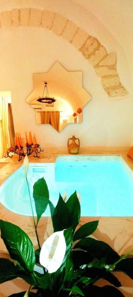 Stellaris Suite con Jacuzzi Idromassaggio e Incantevole Vista Mare